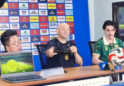 Pelatih Persebaya Tavares Minta Pemain Bahagia Hadapi Malut United
