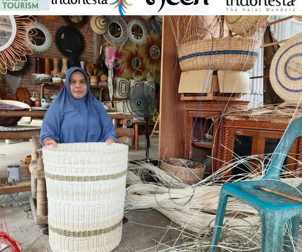 Anyaman Warisan dari Serambi Mekkah: Kerajinan Aceh Besar Memikat Wisatawan