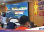 Disdukcapil Diserbu Warga untuk Aktivasi IKD sebagai Syarat Anak Masuk Sekolah