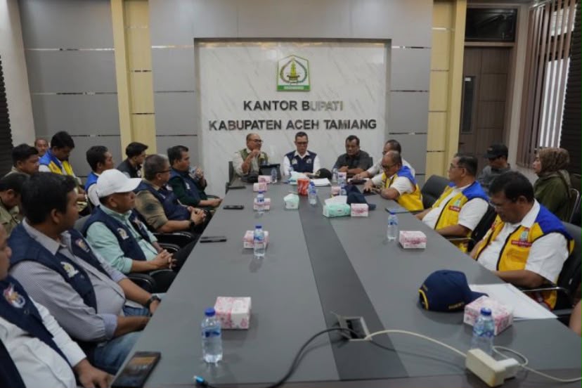 Secercah Asa di Tamiang: Berkah Jadup dan Sentuhan Dingin Satgas PRR 3 IMG 20260623 WA0038
