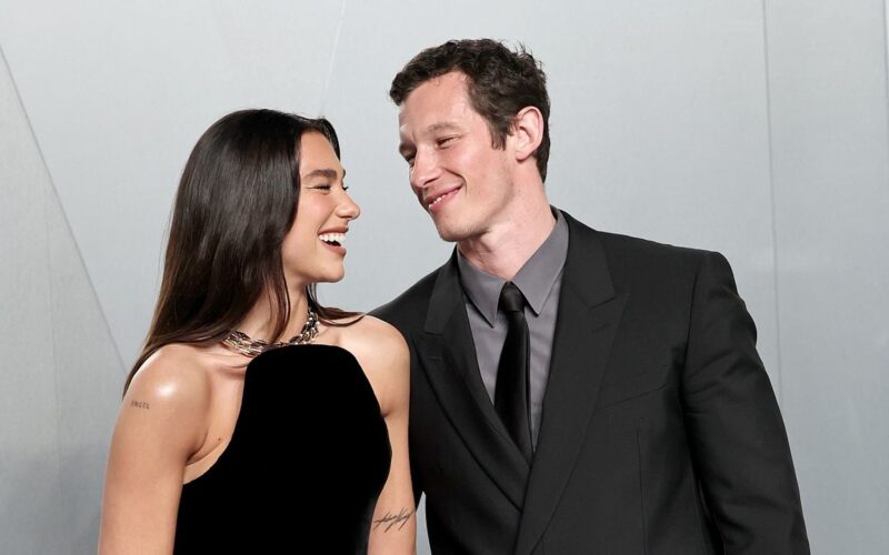 Dua Lipa dan Callum Turner Resmi Menikah di London