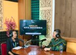 Hakim PN Serui Edukasi Masyarakat tentang Persidangan Elektronik