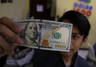 Rupiah Mendekati Rp 18.000, Tekanan Eksternal dan Internal Terus Berlanjut