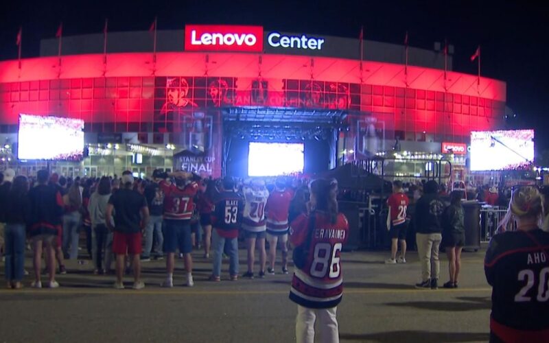 Tiket Nonton Bareng Final Piala Stanley Game 3 di Lenovo Center Ludes Terjual