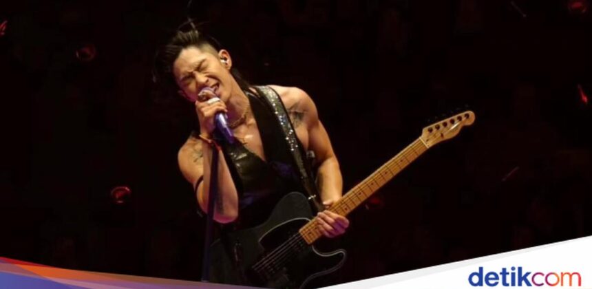Vanness Wu Umumkan Kebahagiaan Usai Menikah dengan Emi Aramaki