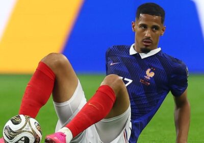Arsenal Disarankan Rekrut Ezri Konsa Gantikan Saliba