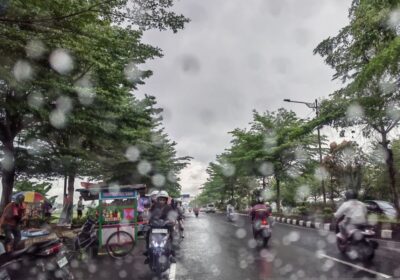 BMKG Imbau Waspadai Hujan di Kota Besar Indonesia Hari Ini