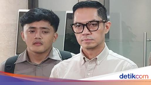 Dude Harlino Kembalikan Honor Rp 5,2 M ke Polisi