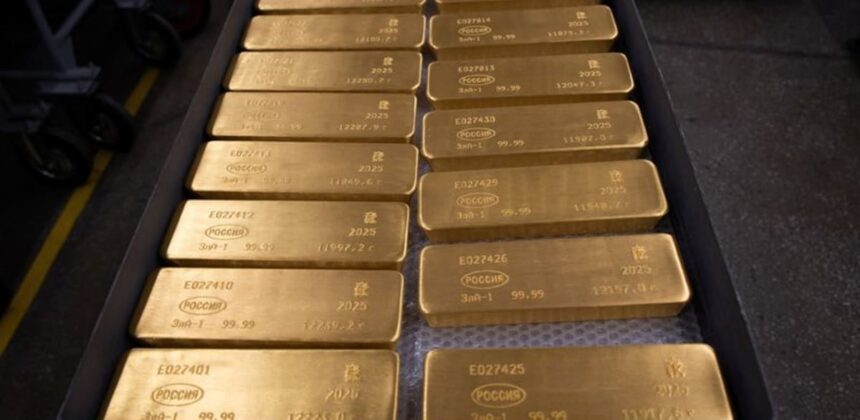 Emas Turun Dipicu Dolar Kuat dan Yield Meningkat Menjelang Fed
