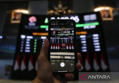 IHSG Menguat Menjelang Akhir Pekan, Ikuti Bursa Asia