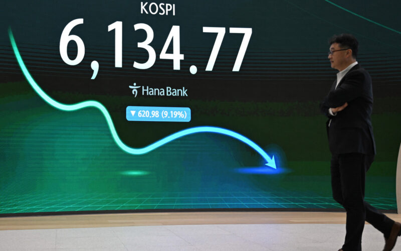 Indeks Kospi Anjlok 10% Dampak Kerugian Saham Teknologi