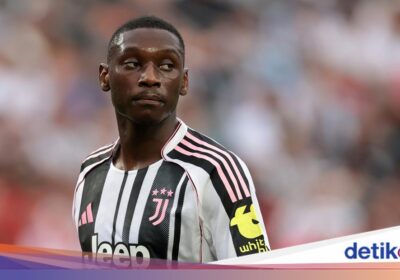 Juventus Dekati Transfer Randal Kolo Muani dan Alajbegovic