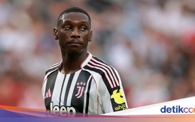 Juventus Dekati Transfer Randal Kolo Muani dan Alajbegovic