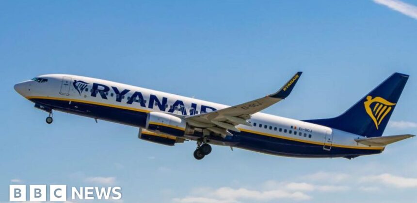 Kejadian Menghebohkan di Pesawat Ryanair: Penumpang Hampir Terhisap