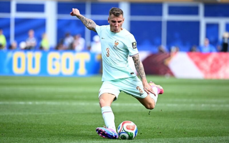 Lucas Digne Kembali ke PSG: Transfer Tak Terduga Usai Piala Dunia