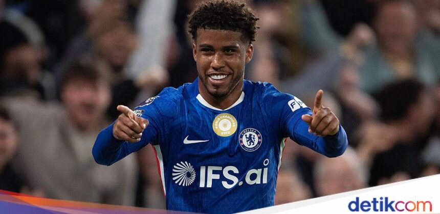 Manchester United Sepakati Transfer Andrey Santos dari Chelsea