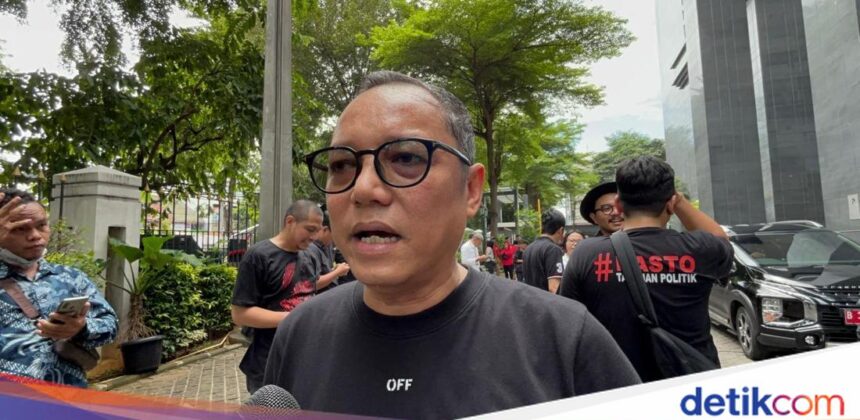 PDIP Kritik PSI: Hanya Pansos dan Sensasional
