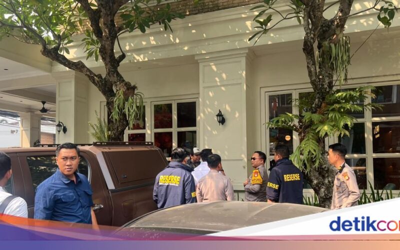 Penggeledahan Kafe di Cipete Terkait Dugaan Korupsi Besar