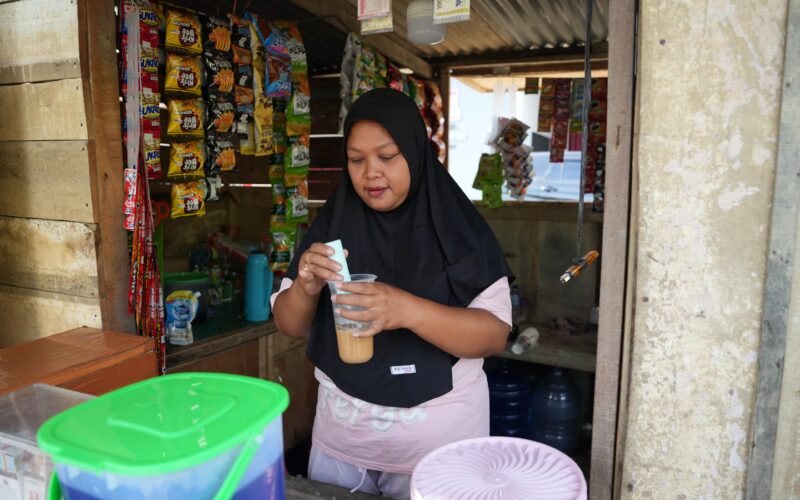 Kreatif dan Tangguh! Kisah Ibu di Huntara Tamiang 2 Diapresiasi Satgas PRR Aceh