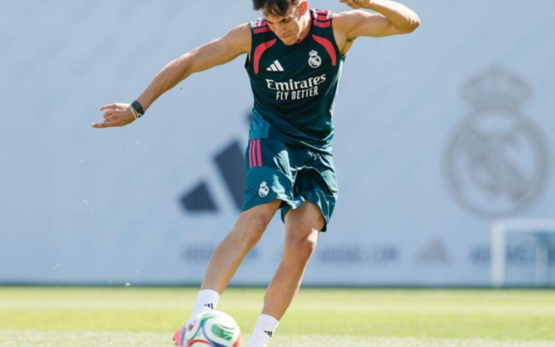Carlos Espí Bergabung dengan Real Madrid: Penyerang Klasik Baru