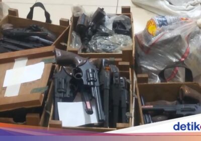 DPR Desak Usut Ratusan Senjata di Sekolah Swasta Jakarta
