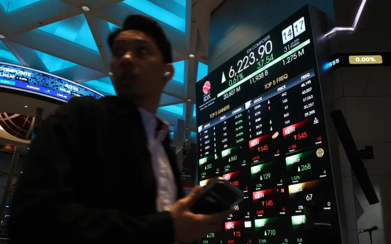 Indeks Kompas100 Resmi Berganti Anggota, Ini Daftar Emiten Baru