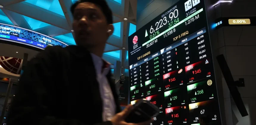 Indeks Kompas100 Resmi Berganti Anggota, Ini Daftar Emiten Baru