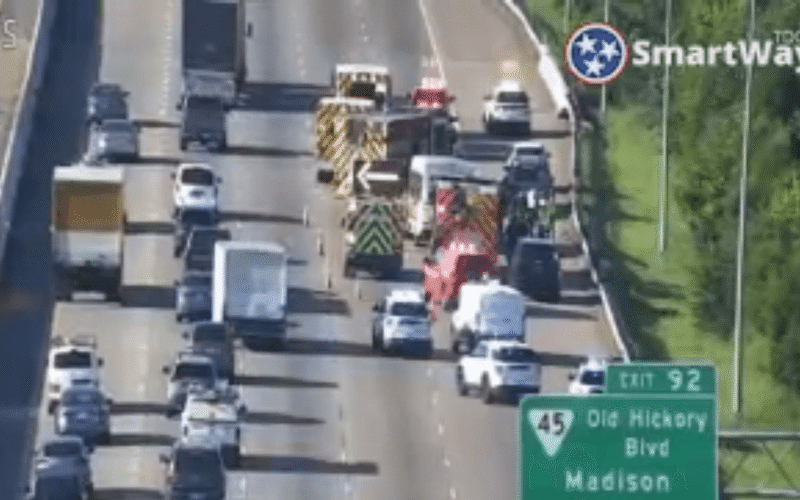 Kecelakaan Bus Sekolah di I-65 South, Beberapa Terluka
