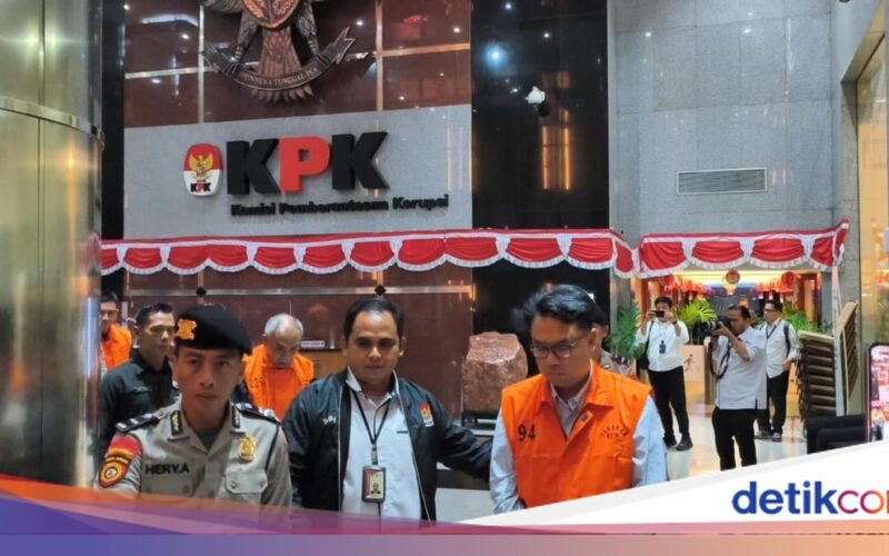 KPK Tahan Empat Tersangka Kasus Korupsi Iklan Bank BJB