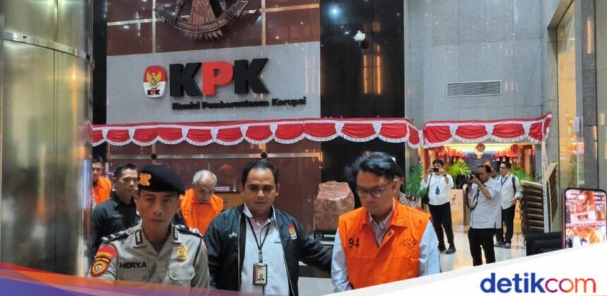 KPK Tahan Empat Tersangka Kasus Korupsi Iklan Bank BJB