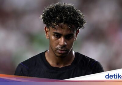 Lamine Yamal Kesal di Barcelona, Apa yang Terjadi?