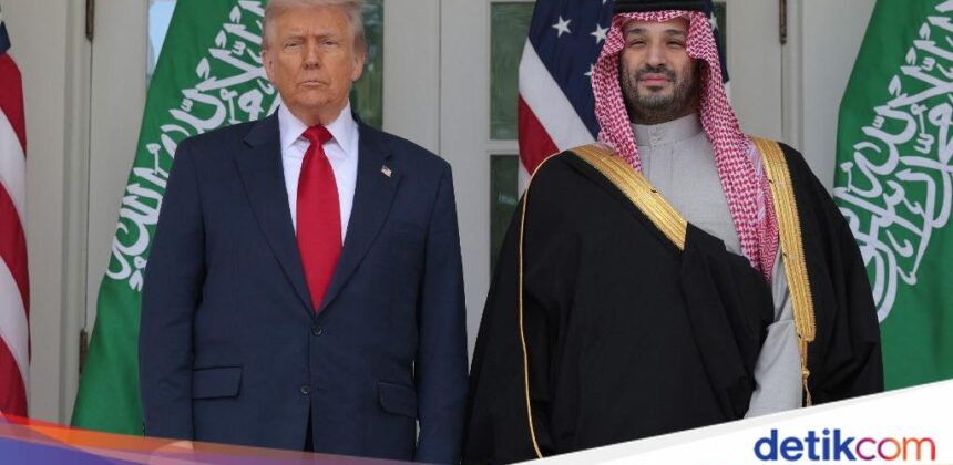 MBS Telepon Trump Sebelum AS Batalkan Serangan ke Iran