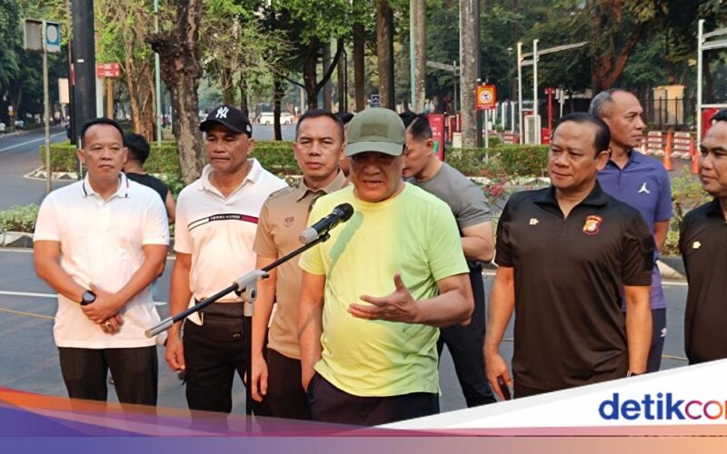 Menko Polkam Djamari Chaniago: Sejumlah Orang Diamankan di DPR