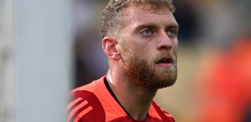 Michele Di Gregorio Resmi Bergabung dengan Bournemouth