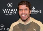 Perez Hilton Ditangani Polisi Usai Video TikTok Mengkhawatirkan 9 Perez Hilton Ditangani Polisi Usai Video TikTok Mengkhawatirkan