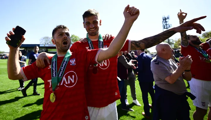 Preview Pertandingan York City vs Crawley Town di EFL Cup 2026-27
