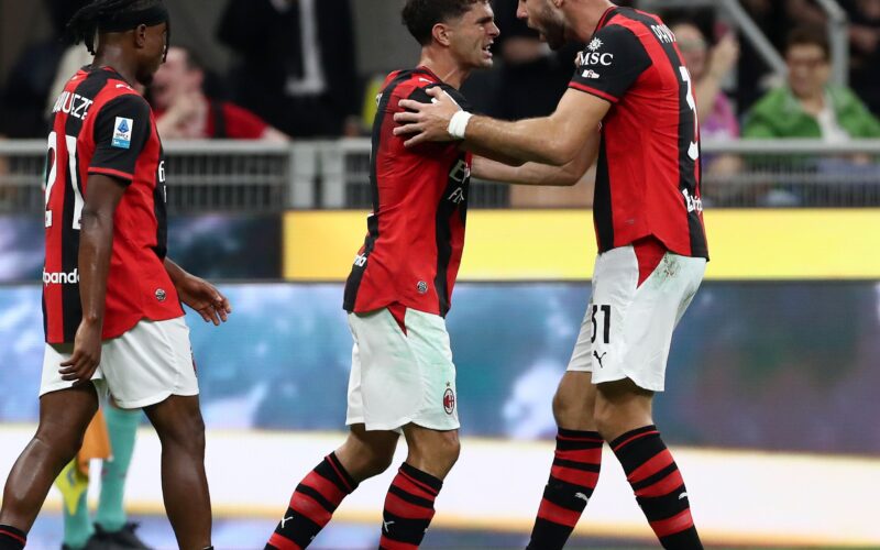 AC Milan Menang Telak 3-0 atas Lecce di San Siro