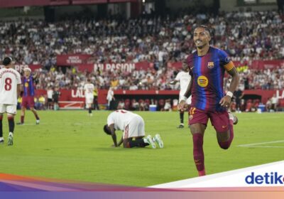 Hat-trick Raphinha Bawa Barcelona Menang 3-1 atas Sevilla