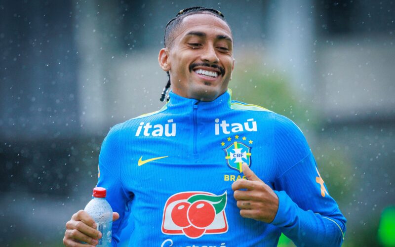 Raphinha Kenakan Jersey Nomor 10 Brasil di Laga Melawan Australia