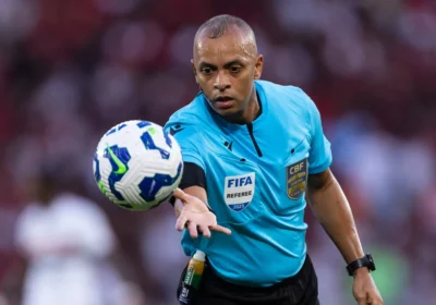 Wilton Pereira Sampaio Memimpin Pertandingan Flamengo vs Corinthians