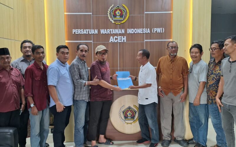 Sayuti Achmad Ambil Formulir Ketua PWI Aceh, Bawa Tekad Kembalikan Marwah Organisasi