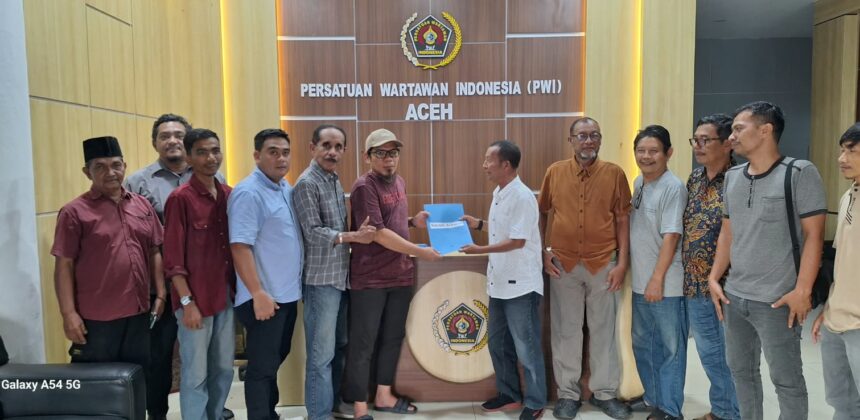 Sayuti Achmad Ambil Formulir Ketua PWI Aceh, Bawa Tekad Kembalikan Marwah Organisasi