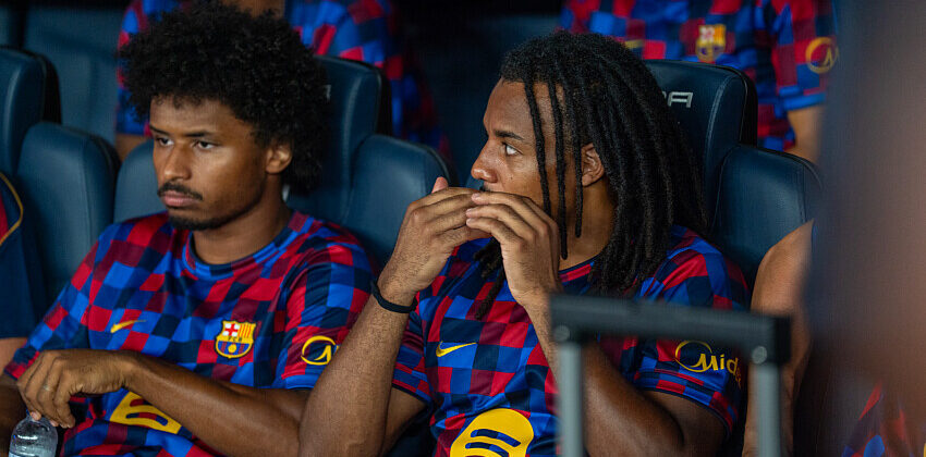 Kondisi Jules Koundé Menjadi Pertanyaan Jelang El Clásico