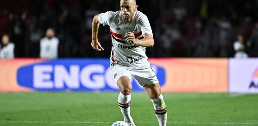 Kontroversi Penuh Emosi dalam Pertandingan Cruzeiro vs São Paulo