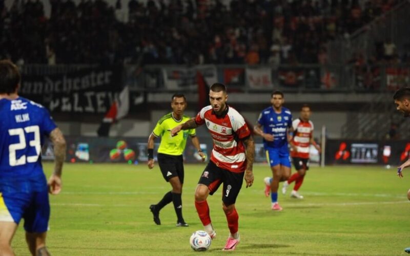 Madura United Kalahkan Persib dan Masuk Tiga Besar Liga 1