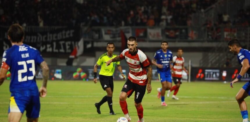 Madura United Kalahkan Persib dan Masuk Tiga Besar Liga 1