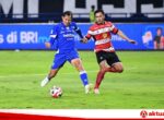 Madura United vs Persib: Pertandingan Penting di BRI Super League