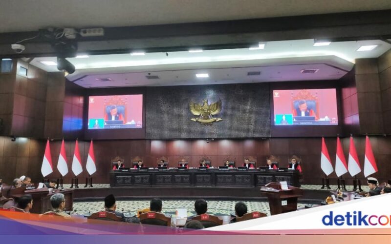 MK Tolak Gugatan Terkait Pendidikan Gibran di Pilpres 2024