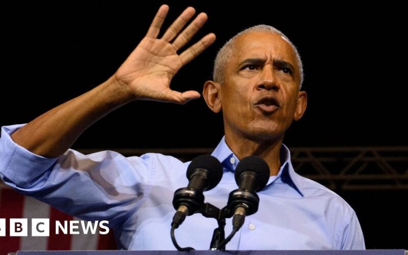 Obama Serang Trump saat Kampanye untuk Demokrat Jelang Pemilu