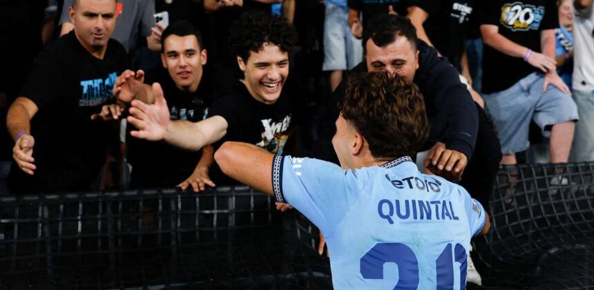 Pertandingan Sydney FC Melawan Western Sydney Wanderers